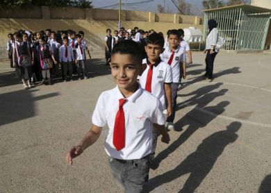 مدارس العراق تتحدى كورونا والفقر والإنترنت